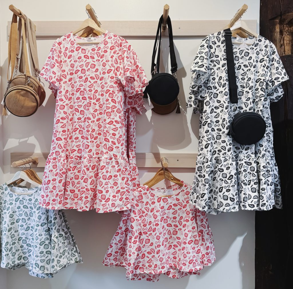 Aate Clothing kesävaatteita